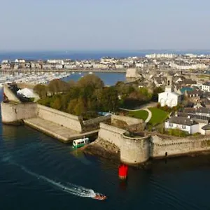 https://concarneau-centre-ville-proche-plage.inbrittany.com
