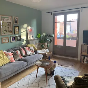 Joli Près Du Métro Appartement